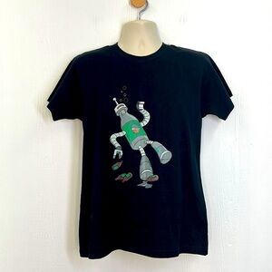 Futurama - Bender Drinking With Real Bottle Opener Black Short Sleeve T Shirt M